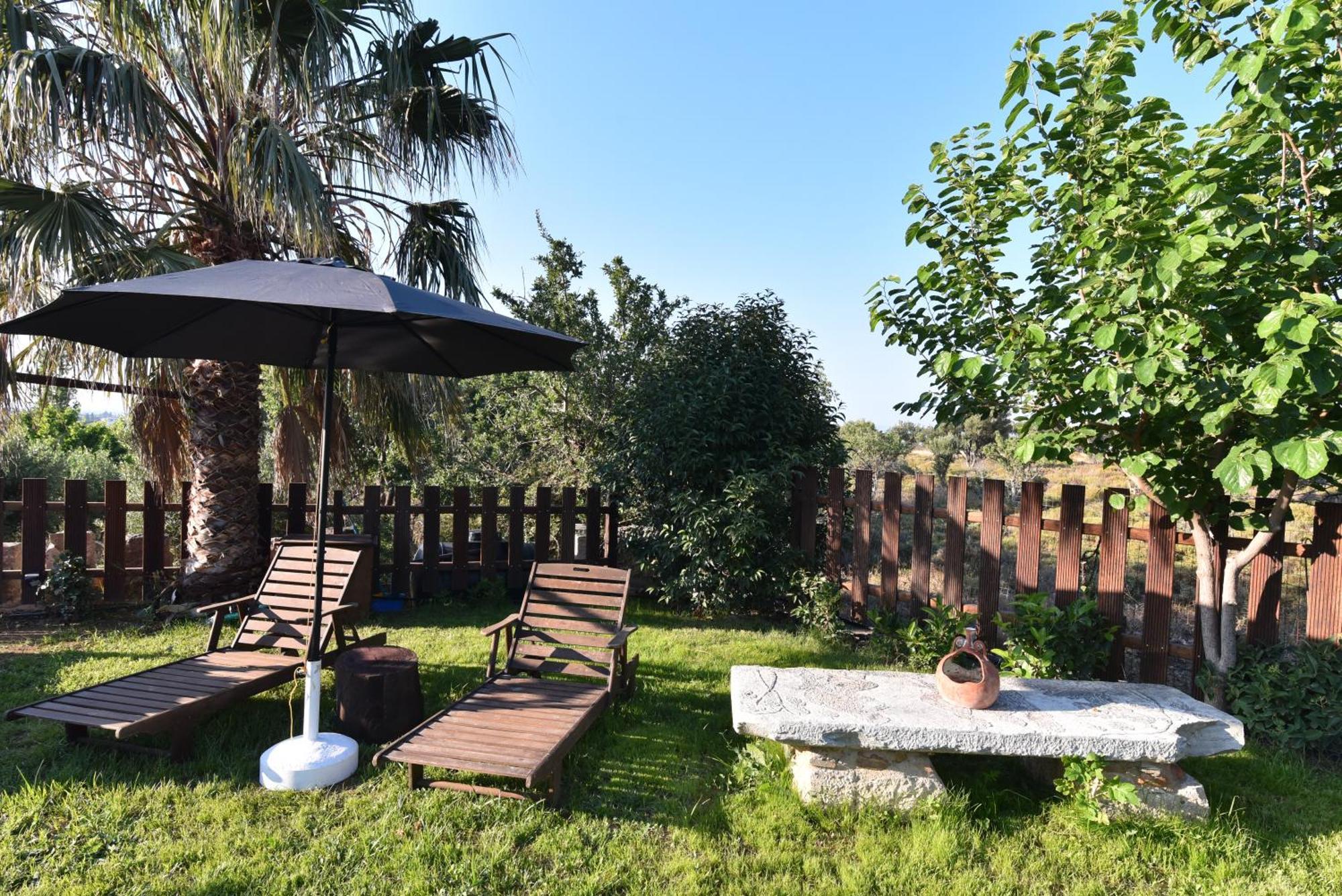Traditional Kos Villa With Swimming Pool, Lawn Yard And Bbq Exterior photo
