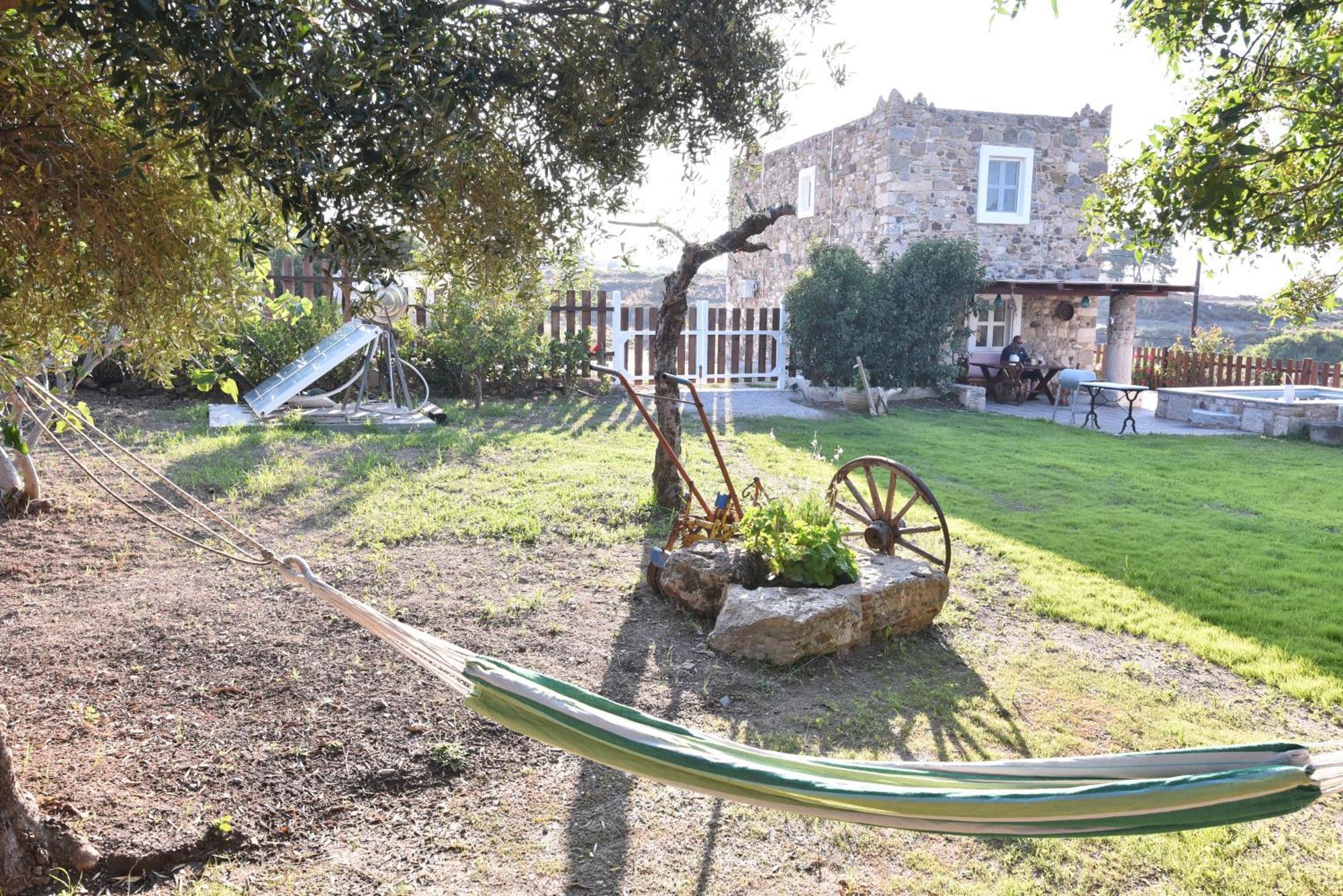 Traditional Kos Villa With Swimming Pool, Lawn Yard And Bbq Exterior photo
